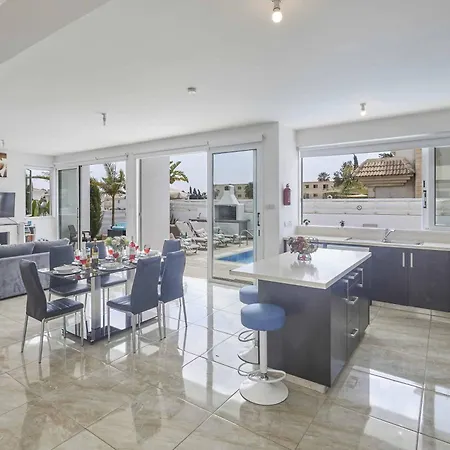 Protaras Pearl 15 *
