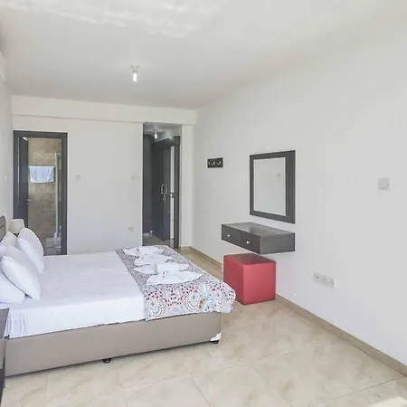 Protaras Pearl Pe15 Paralimni